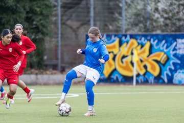 Bild 172 - wCJ Eimsbuettler TV - Holstein Kiel : Ergebnis: 0:1